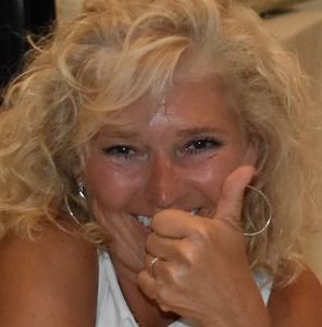 Meet your Posher, Dianne